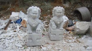 QuYang stone carving QuYang sculpture Animal carving chinese lion - SZ093