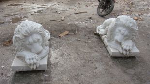 QuYang stone carving QuYang sculpture Animal carving stone lion sculpture European stone lion -OS033