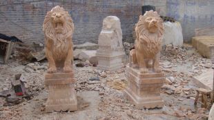 QuYang stone carving QuYang sculpture Animal carving stone lion sculpture European stone lion -OS038
