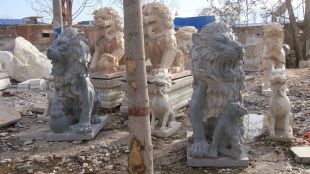 QuYang stone carving QuYang sculpture Animal carving stone lion sculpture European stone lion -OS047