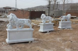 QuYang stone carving QuYang sculpture Animal carving stone lion sculpture European stone lion -OS082