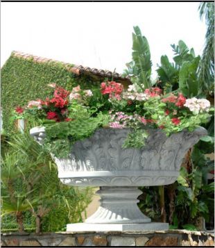 European flowerpot, stone flowerpot, landscape flowerpot, flowerpot pictures, white marble flowerpot, sandstone flowerpot, granite flowerpot, European stone carving flowerpot -- HP113