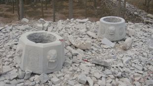 antique wellhead, stone wellhead, bluestone wellhead, antique stone wellhead - JK006