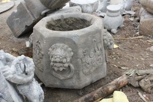 antique wellhead, stone wellhead, bluestone wellhead, antique stone wellhead - JK021