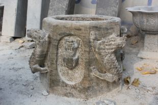 antique wellhead, stone wellhead, bluestone wellhead, antique stone wellhead - JK025