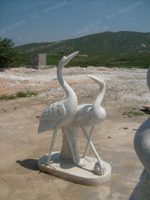 animal crane sculpture, stone crane animal sculpture, marble crane animal sculpture -- XH047