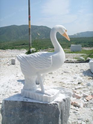 animal crane sculpture, stone crane animal sculpture, marble crane animal sculpture -- XH057