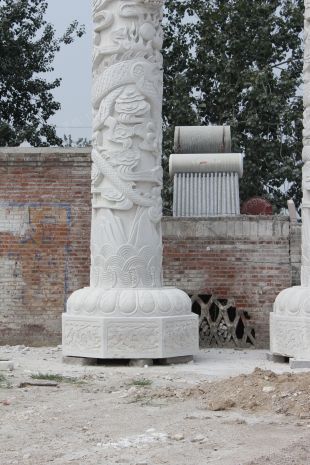 龙柱子,石雕龙柱子,大理石龙柱子,花岗岩龙柱子,汉白玉龙柱子,石雕龙柱,晚霞红龙柱子 -- LMZ408